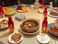 -八府香鸭·啫啫煲(华山路店)