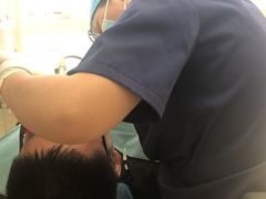 -瑞尔齿科(上海长风大悦城店)