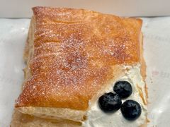 蓝莓酸奶泡芙-DRUNK BAKER(上海恒丰路店)