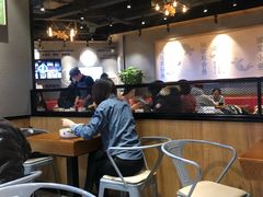 大堂-渝是乎川渝小炒(新世界百货望京店)
