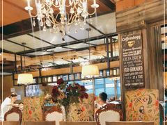 大堂-领鲜活海鲜榴莲自助火锅(东门店)