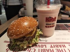 -The Habit Burger Grill 哈比特汉堡(复兴soho店)