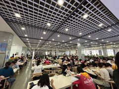 -金陵中学(河西分校)