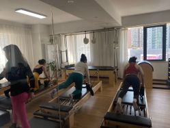 -馨媛瑜伽普拉提