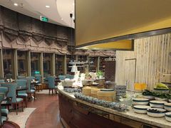 -怡豪大饭店·银顶旋转餐厅