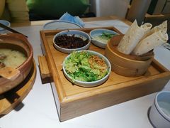 -吴家·非遗淮扬小馆(镇江万达广场店)
