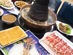 -楼外楼大刀肉传统火锅(西安大路店)