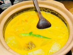 筒子骨煲萝卜-吃饭皇帝大土家民族菜(正大广场店)