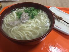 -亮亮面馆(经六路店)
