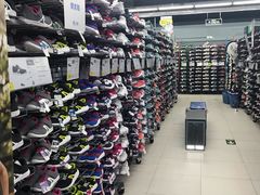 -迪卡侬(烟台万达店)