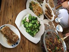 -溢心园香河肉饼总店