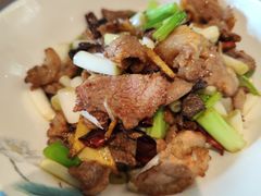 -湖泉水云间餐厅·弥勒地道菜(B座店)