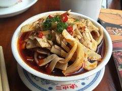 土冒黄喉-炉小二铜锅牛蛙•川湘菜(三里屯店)