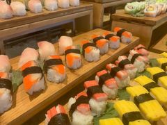 -大中华希尔顿酒店-念自助餐·嗨啤·小龙虾