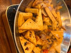 -小丫头餐厅·江浙菜·烧烤(灵隐店)