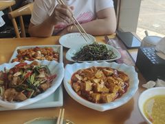 -惠丰门丁肉饼店