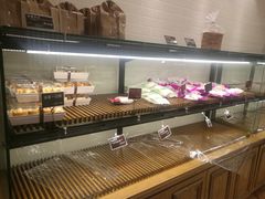 面包甜点陈列柜-丁香西饼屋(桂林路店)