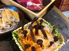 -湊湊火锅·茶憩(新中关购物中心店)