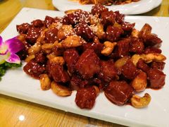 黑蒜子牛肉粒-津菜宋记老房子(平山道店)