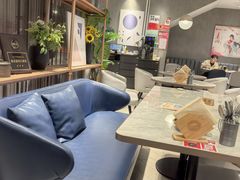 -必胜客(威高广场店)
