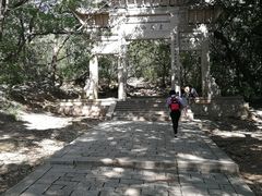 -灵岩山风景区