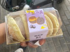 -鲍师傅糕点(西站店)