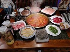-小天鹅火锅·一线江景洪鼎旗舰店(洪崖洞店)