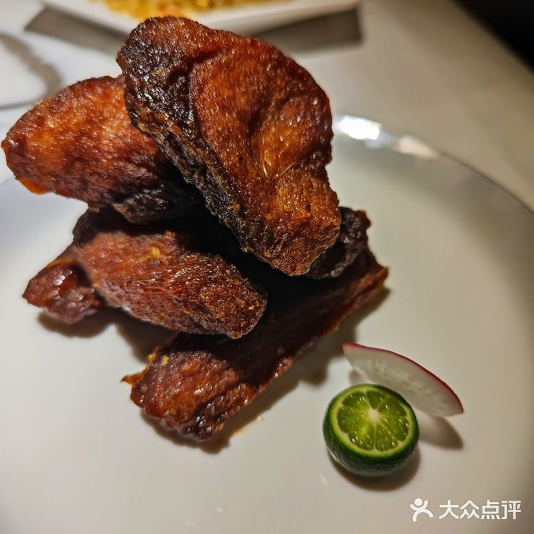 一定注意了要提前预订。店内不大