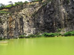 -红旗山庄(圭峰山店)