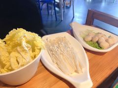 -小小河边鱼(天润城店)