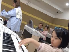-雅马哈音乐中心 钢琴双排键鼓吉他(静安大融城店)
