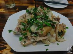 手撕咸猪手-广宁炭炉鸡煲·富临门饭店