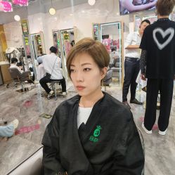 -容萨美业·美容美发