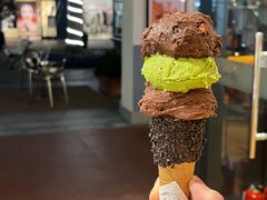 -VENCHI 闻绮(上海佛罗伦萨小镇店)