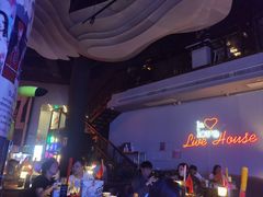 -INLOVE Live House