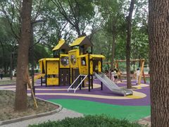 -元大都城垣遗址公园