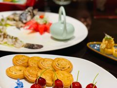 -江上荟·创意中国菜(绿地缤纷城店)
