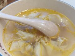 -小杨生煎(浦江欢乐颂店)