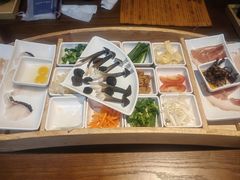 -芸南道·过桥米线(昆明老街旗舰店)