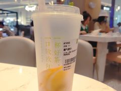 -奈雪的茶(青岛卓悦里INTOWN店)