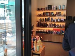 -星巴克臻选(青岛麦凯乐分店)