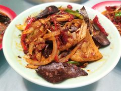 -柴窝堡22号辣子鸡·传承新疆菜