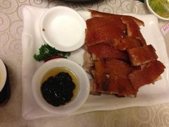 乳猪-惠爱餐厅