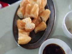 -洲心明记烧肉大粥(总店)