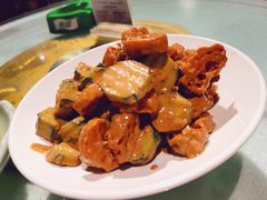 黄瓜拌油条-梅飞酒家(桑园路店)