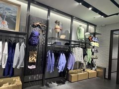 -ARC'TERYX始祖鸟(北京王府中环店)