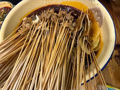 -拈签一笑黄牛肉辣卤串串