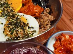 -明洞阿姨·韩式酱蟹烤肉·创意料理(三元桥店)