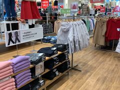 -优衣库(哈尔滨乐松广场店)