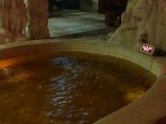 -泉城欧乐堡戏水湾艺术养生温泉